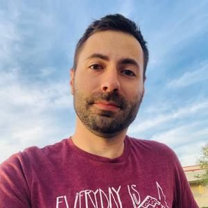 Meet your Posher, Chris